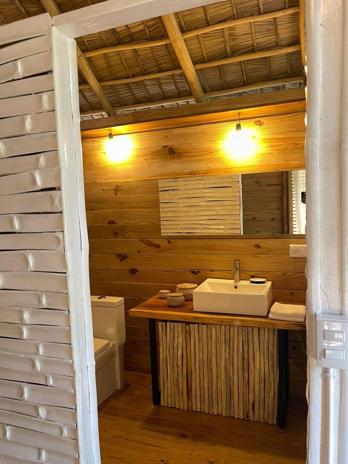 Samo Eco Lodge Лас-Терренас Екстер'єр фото